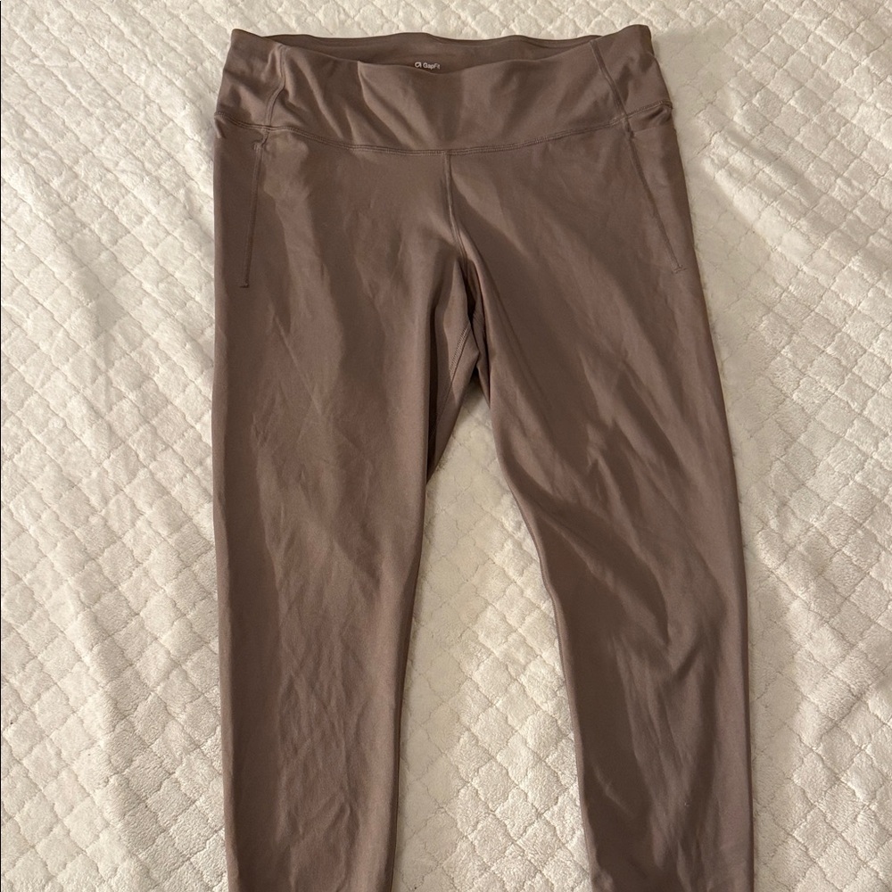 GAP Fit Compression Leggings - Dark Brown